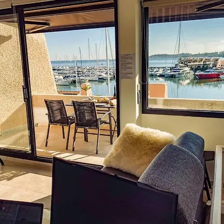Apartamento Luxe Penthouse Les Pieds Dans L'eau Saint-tropez 4 *