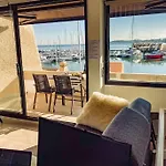 Apartment Luxe Penthouse Les Pieds Dans L'eau Saint-tropez 4 *