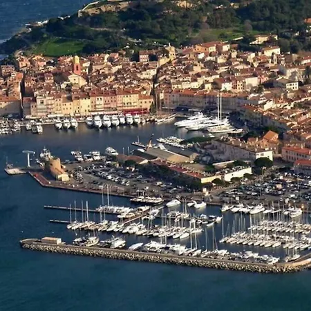 Luxe Penthouse Les Pieds Dans L’eau Saint-tropez 4 *