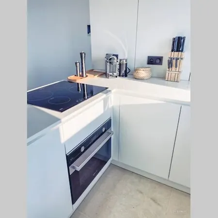 Luxe Penthouse Les Pieds Dans L'eau Saint-tropez 4 *